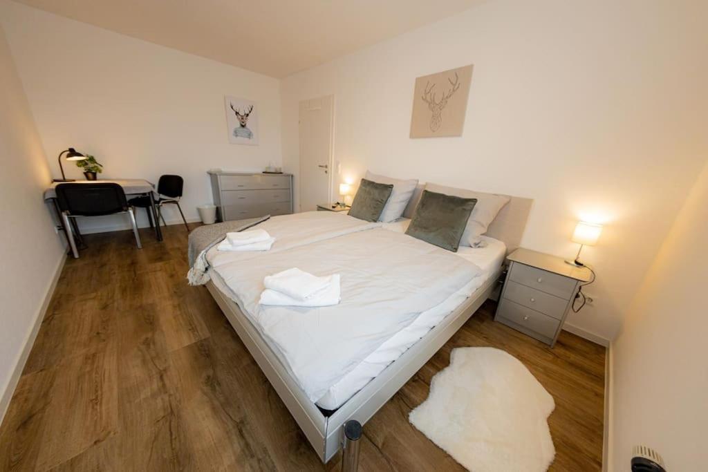 Wohnung Hirschhoehe Im Taunus Neu-Anspach Exterior foto