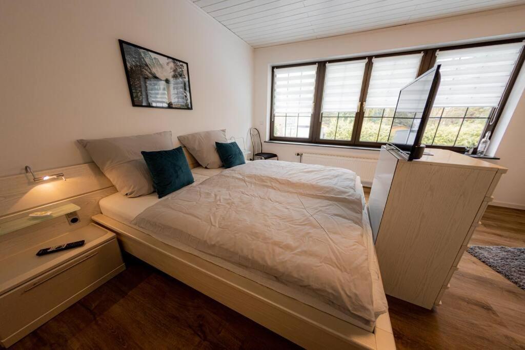 Wohnung Hirschhoehe Im Taunus Neu-Anspach Exterior foto