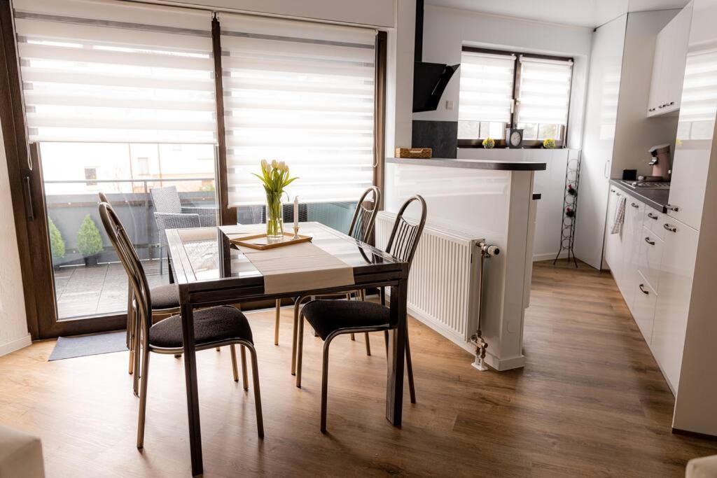 Wohnung Hirschhoehe Im Taunus Neu-Anspach Exterior foto
